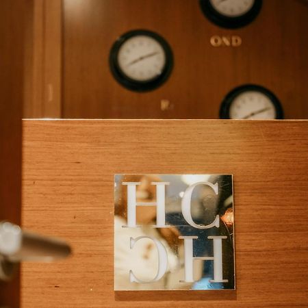 Center Hotel ジロカストラ エクステリア 写真
