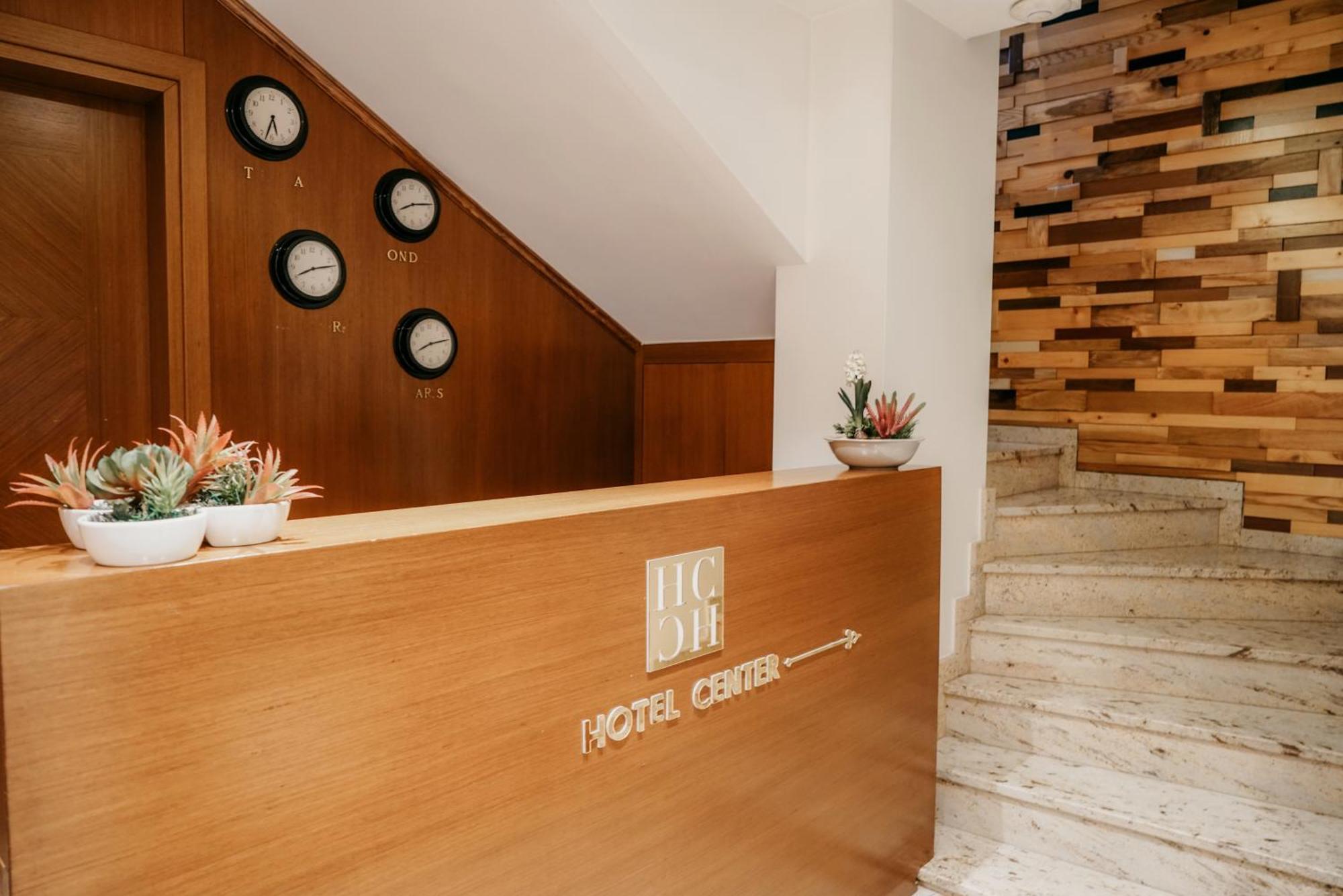 Center Hotel ジロカストラ エクステリア 写真